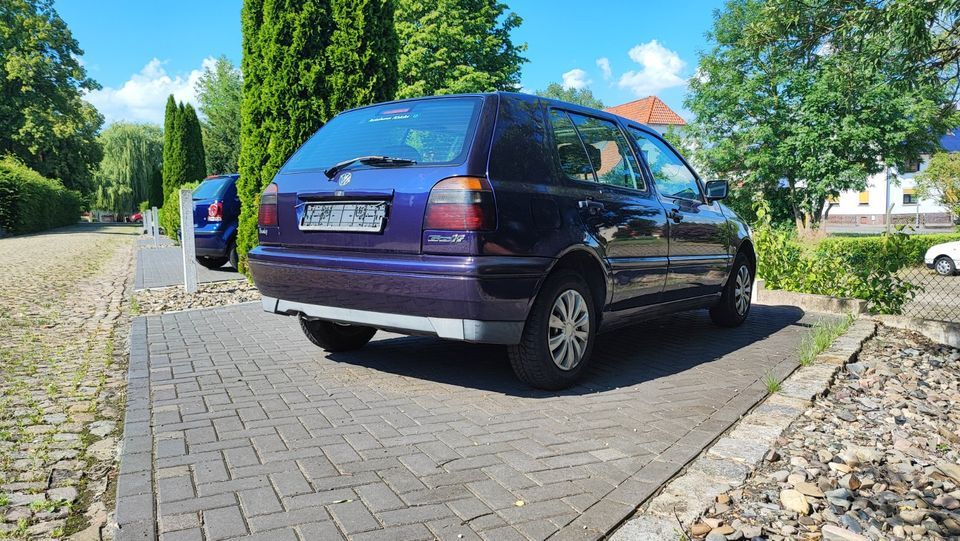 VW Golf 3 1.6 75ps 1te Hand 133tkm in Duderstadt