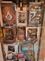 Assassins Creed Sammlung. Figuren & Collec. Editionen Wooden Box Bayern - Malgersdorf Vorschau