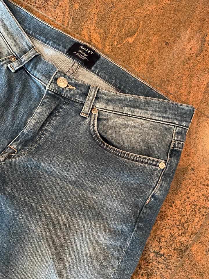 Gant Jeans hellblau 29/32 Größe S 36 in München