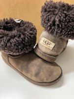 UGG 100% ORIGINAL SCHUHE 33 Nordrhein-Westfalen - Schwerte Vorschau