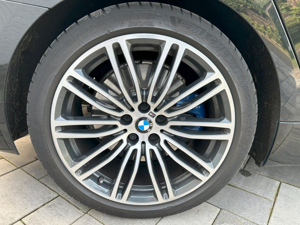 BMW 530d Touring A - M-Paket in Frechen