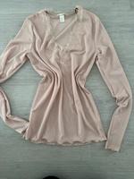 H&M Süßes Shirt M puderrosa Spitze Oberteil Pullover Sweater top Baden-Württemberg - Fellbach Vorschau