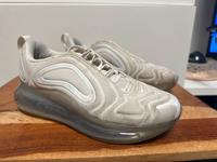 Nike 720 Weiß Brandenburg - Teltow Vorschau