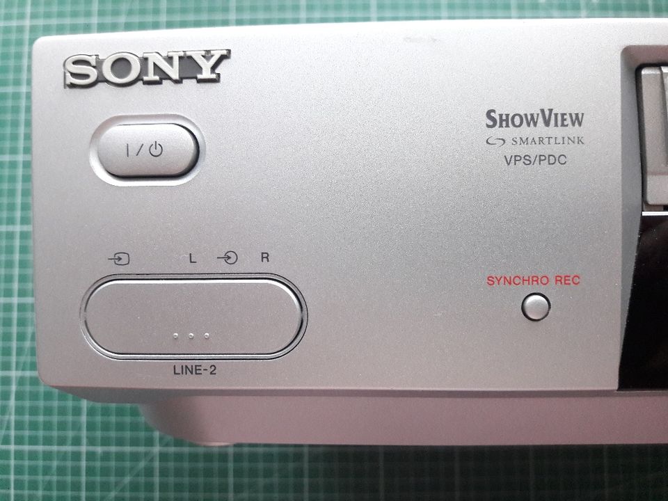 Sony VHS Videorecorder SLV SE 810 silber in Leinfelden-Echterdingen