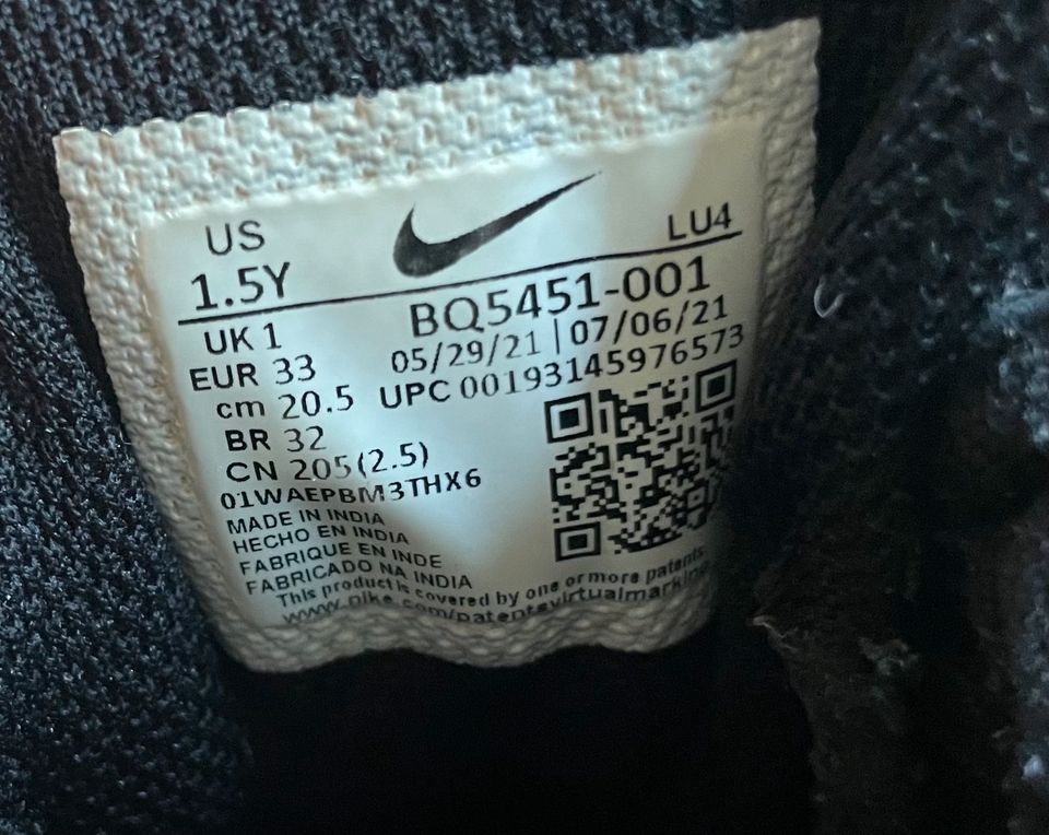 Nike Schuhe Größe 33 in Fredersdorf-Vogelsdorf