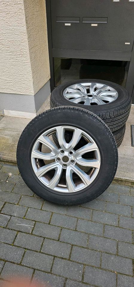 18 Zoll Felgen/Allwetter range rover evoque in Heusenstamm