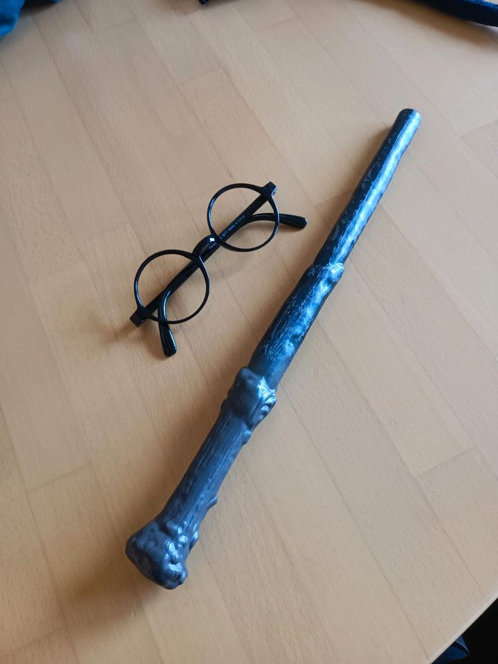 Karneval Kostüm Harry Potter Zauberstab+Brille in Schleiden