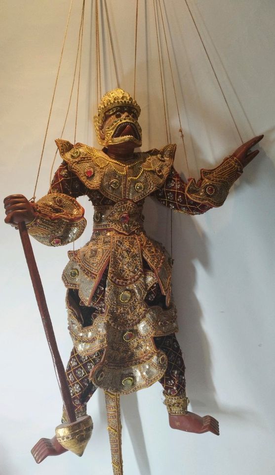 Vintage Asian Marionette Puppet ca. 1 Meter in Hanau