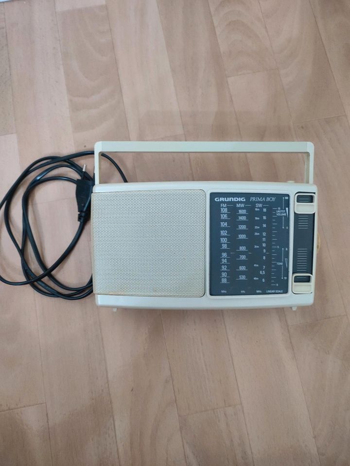 Radio Grundig in Mülheim (Ruhr)