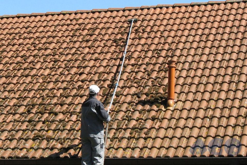 Dach und Fassadenreinigung ! in Iserlohn