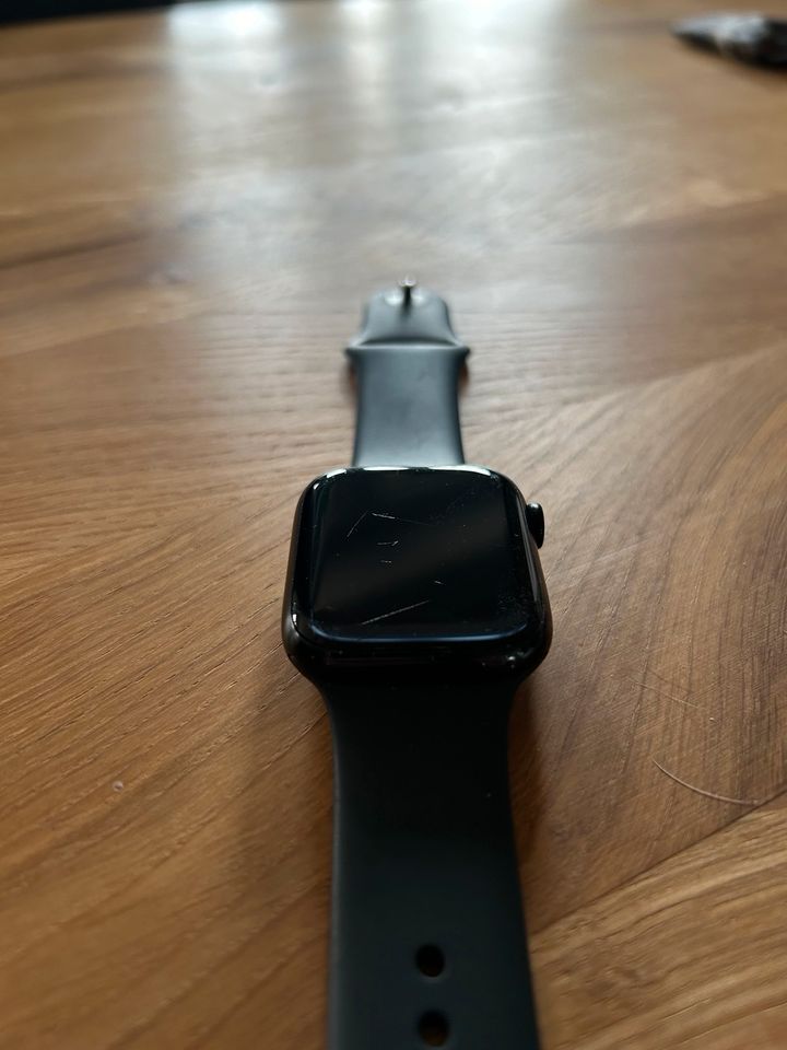 Apple Watch Series 7 in Nordenham