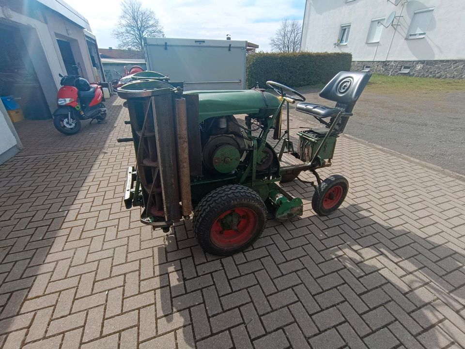 Ransomes Triple Neue Spindeln mit Deutz Dieselmotor F1L 210 in Frankenheim/Rhön