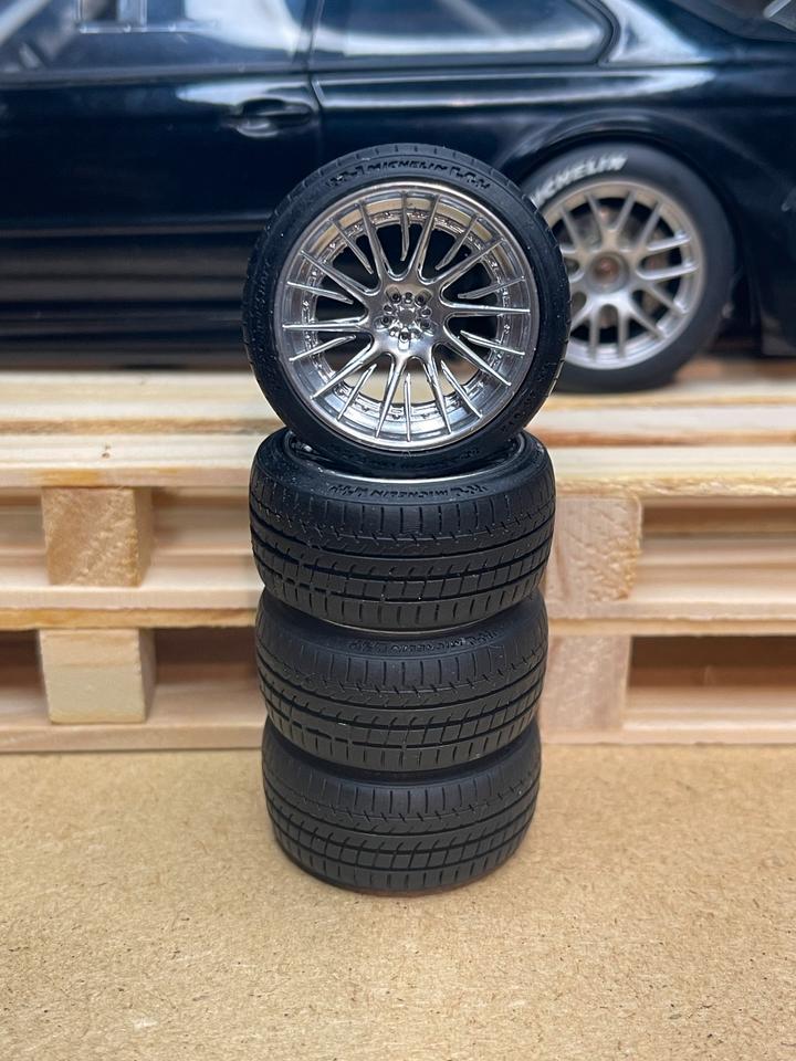 Räder Reifen Felgen 1:18 Modellbau Umbau Tuning Diorama in Zeitz