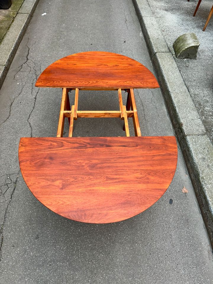 ◤ Esstisch rund von Peter Hvidt Teak Danish Design Mid Century Tisch Vintage Retro Teakholz Dänemark France son 60er 70er in Berlin