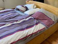 Schlafzimmer -  Doppelbett  Kiefer Masiv  und eine Nacht Kommode Nordrhein-Westfalen - Vettweiß Vorschau