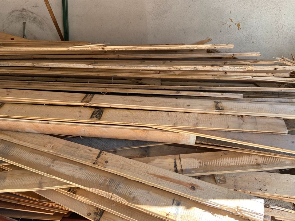 Brennholz für Selbstabholer, kostenlos in Gefrees