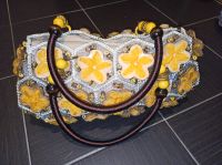 Damentaschen mit Holzblumen und Perlen Bayern - Bad Reichenhall Vorschau