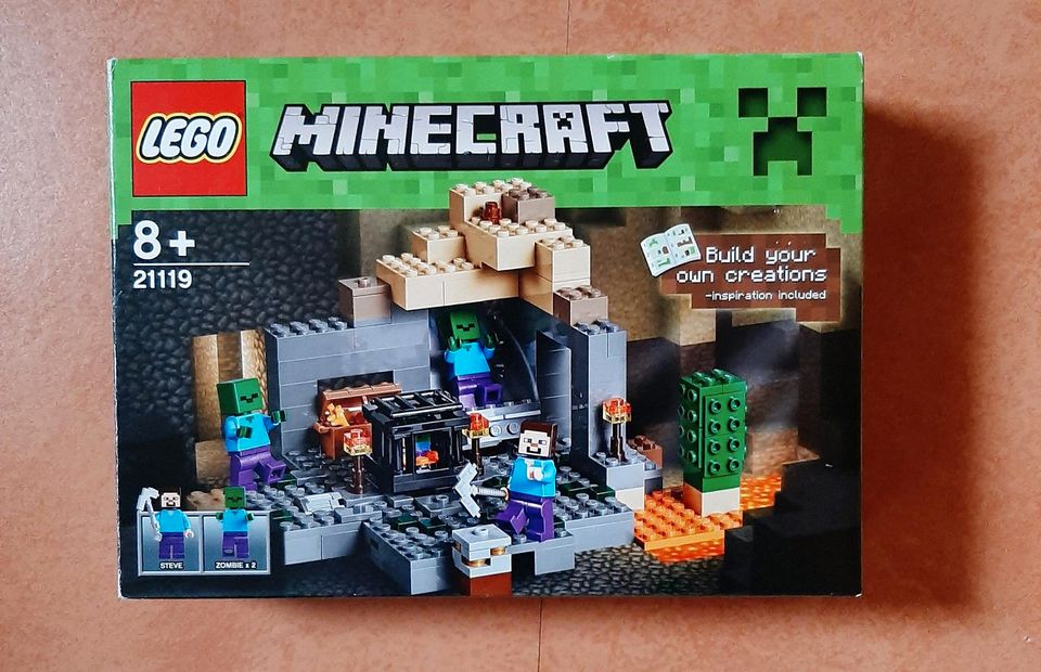 LEGO Minecraft Bundle 21114 und 21119 in Halle