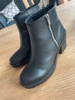 Stiefel / Stiefeletten / Boot schwarz Leder-Optik Niedersachsen - Weener Vorschau