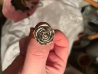 Ring mit einer Blume (Design) Essen - Steele Vorschau