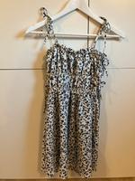 Kleid Sommerkleid Gr S Bershka weiß schwarz geblümt Nordrhein-Westfalen - Gummersbach Vorschau
