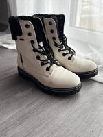 Weiße Boots Stiefel Bench 36 Niedersachsen - Wolfenbüttel Vorschau
