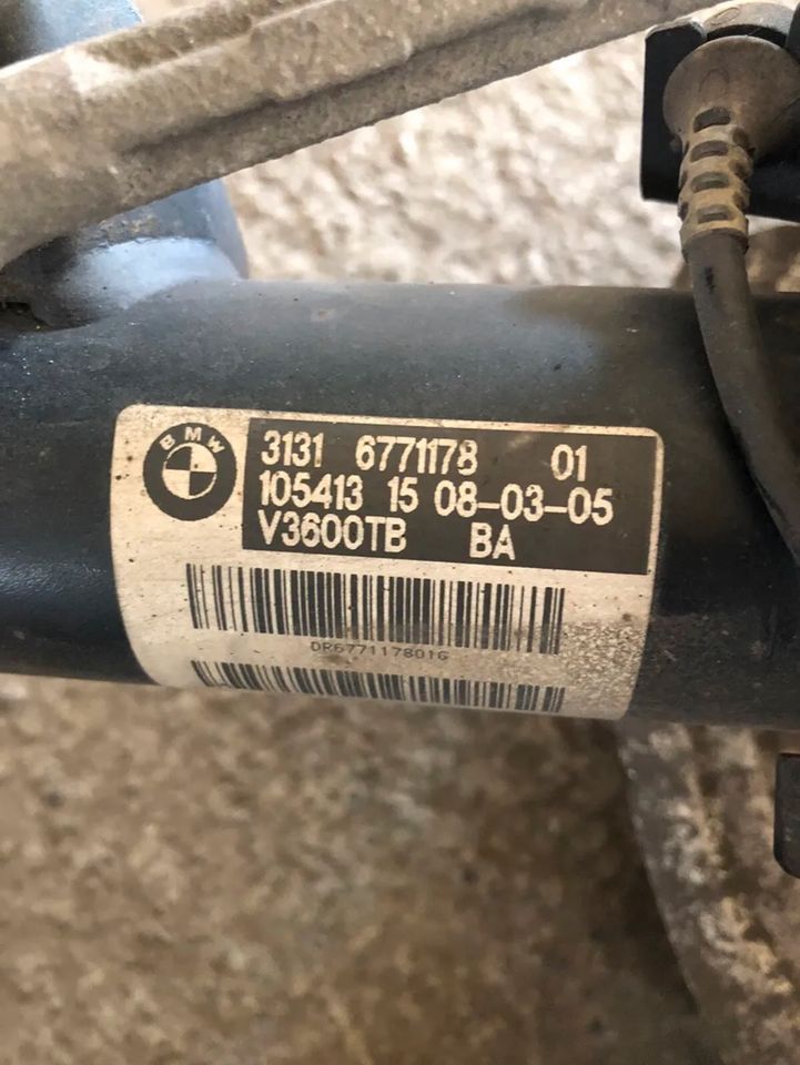 BMW E90/E91/E92 Achsschenkel,Radnabe,Federbein,Bremssattel in Neu Ulm