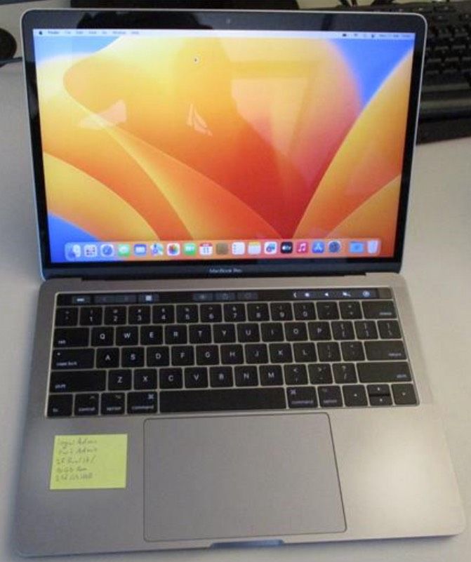 MacBook Pro,  Fa. Apple, Prozessor 3,5 GHz Dual-Core i7 16GB in Dietersheim