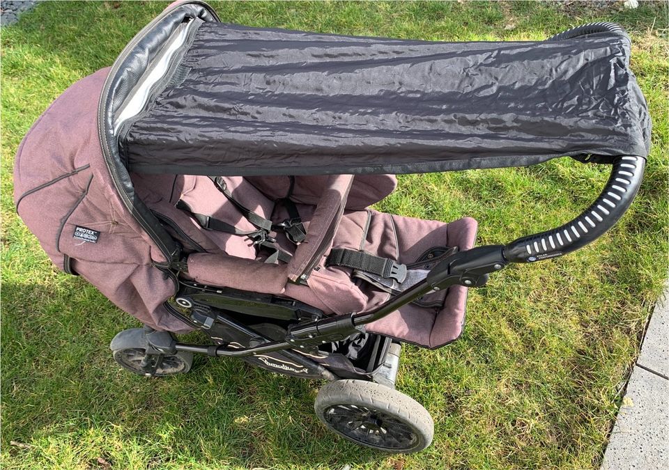 Kinderwagen Emmaljunga Super Nitro Sportwagen inkl Softtasche in Braunschweig