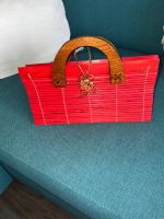 kleine Holzstäbchen - Handtasche rot, 1x benutzt Kiel - Schilksee Vorschau
