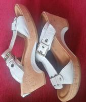 Pantolette St. Tropez Gabor Comfort Leder Kork weiß Gr. 5 1/2 38 Sachsen - Ebersbach/Sachsen Vorschau