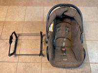 Babyschale Kindersitz Karwala Autokindersitz 0-10 kg Sachsen-Anhalt - Hansestadt Seehausen Vorschau