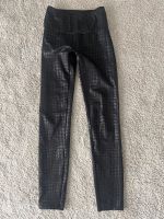 Caledonia Leggings Muster Hahnentritt XS schwarz wie NEU Hessen - Oberursel (Taunus) Vorschau