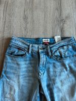 Jeans Tommy Hilfiger 31/32 Nordrhein-Westfalen - Siegen Vorschau