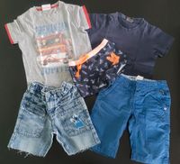 Sommerkleidung T-Shirts, kurze Hosen, Badehose Größe 104 Niedersachsen - Calberlah Vorschau
