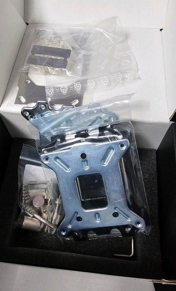 EK Supremacy EDGE Nickel - Limited Edition xxx/100 - AM4, LGA1700 in Essen