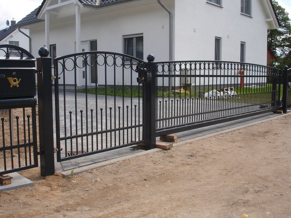 Schiebetor Metallzaun Garten Pforte Zaun Metall Schmiedezäune SCH in Görlitz