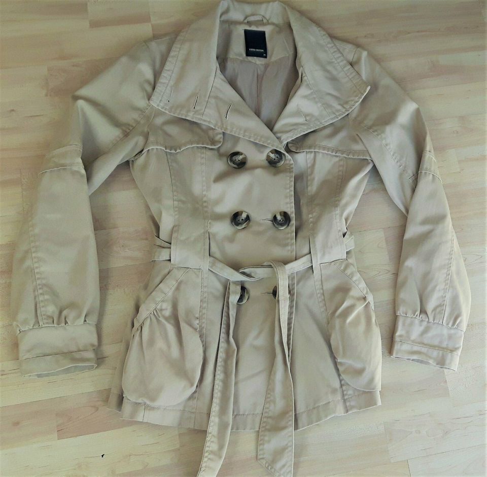 Jacke Beige von Vero Moda Gr. M 38 in Leimen