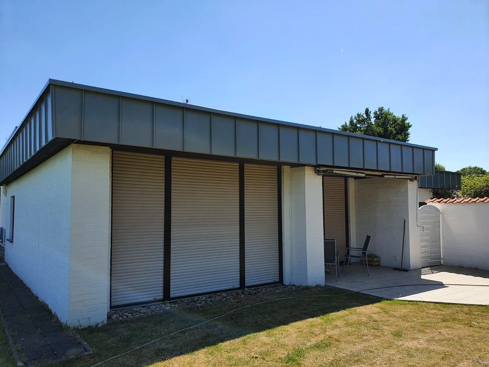 Großzügiger freistehender Bungalow mit vielen Extras in Viersen