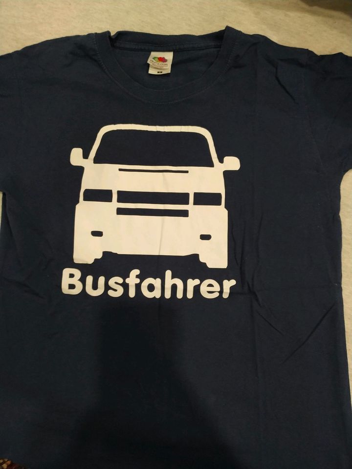 T-Shirt "Busfahrer" Gr. S (freut of the loom) in Hemsbach