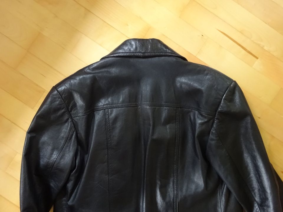 Lederjacke schwarz mit Kragen - Echt Leder - Größe 48 - Kultjacke in Kempten