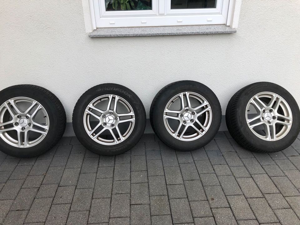 16 zoll Alufelgen mit winterreifen  225/55/R16 Mercedes, Audi in Bielefeld