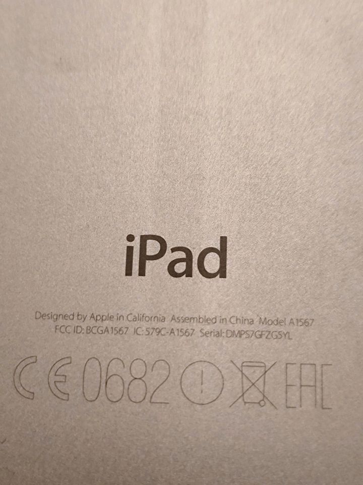 Apple iPad Air 2 mit 64GB Wifi + Celluar SIM Silber in Düsseldorf