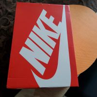 Leerkarton Nike Niedersachsen - Nordenham Vorschau
