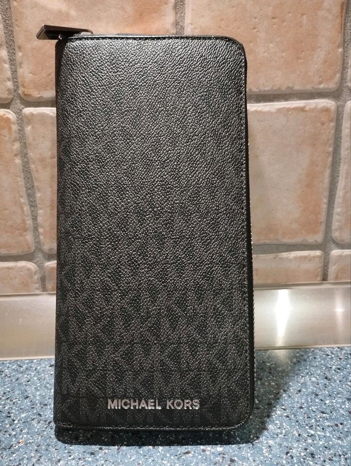 Michael KORS in Bornheim