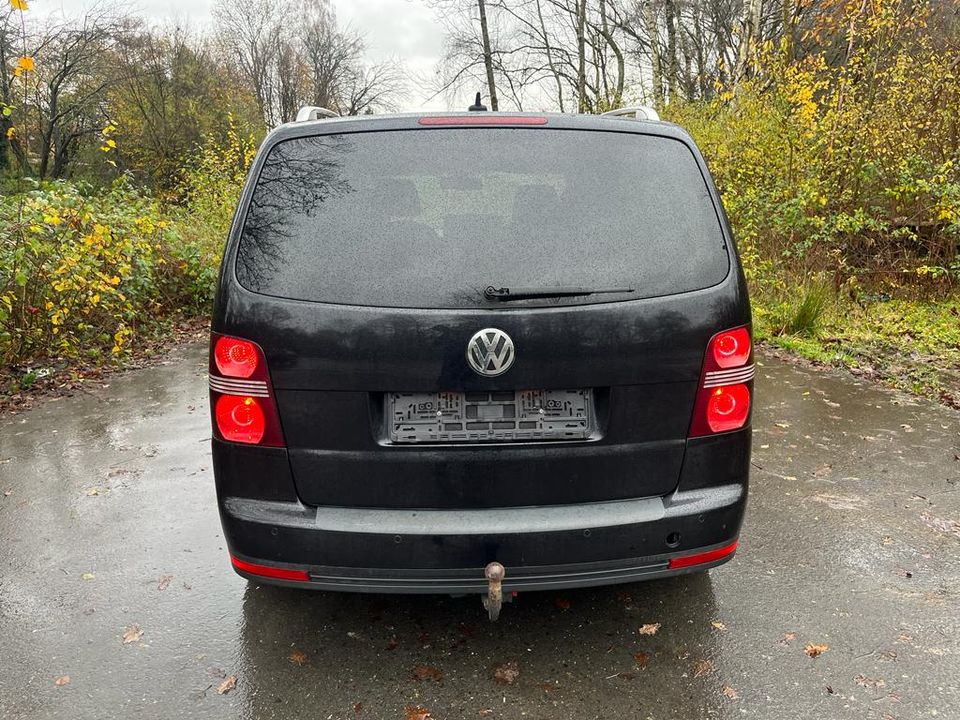Volkswagen Touran 1.4 TSI 7-Sitzer Tüv Inspektion Neu in Bochum
