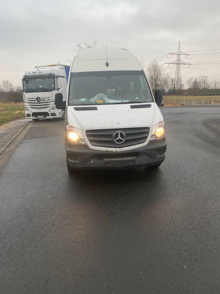 Mercedes Sprinter 313 Motor neu TAUSCH Pickup in Kerpen