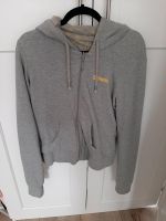 Sweatshirt / Kapuzen-Jacke grau Gr.M von Bench Niedersachsen - Langenhagen Vorschau