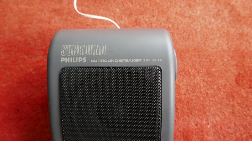 Philips SBC3234 Surround Lautsprecher in Langenfeld