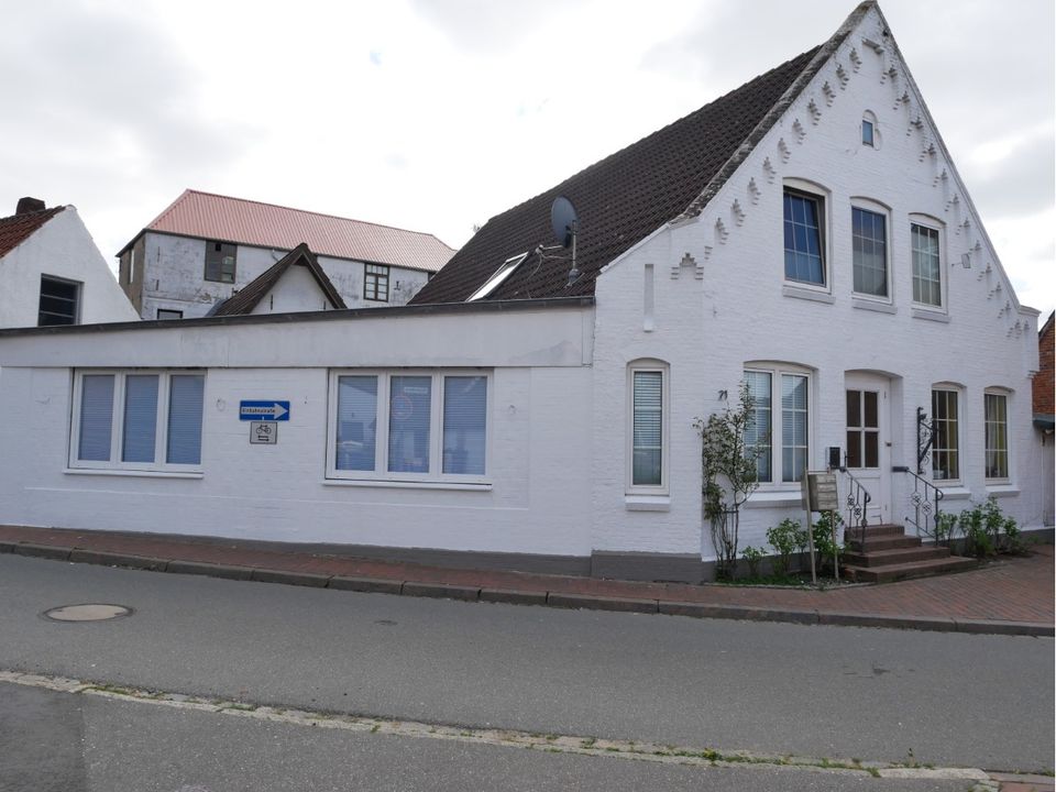 Charmantes Stadthaus/ Bürohaus in 25836 Garding zu verkaufen. in Garding